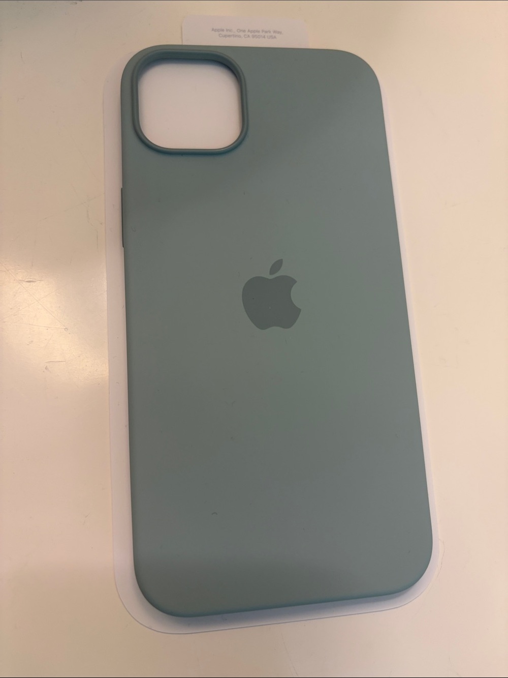 Apple Silicone iPhone 14 Plus Case - Picture 3 of 7